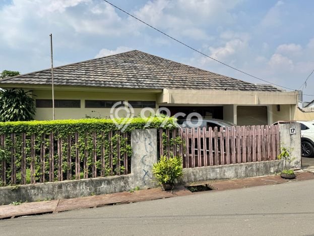 Rumah Luxury Modern Tanpa Renovasi di Tanah Kusir Jakarta Selatan Rumah Luxury Modern Tanpa Renovasi di Tanah Kusir Jakarta Selatan