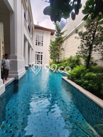 Rumah Luxury Modern Tanpa Renovasi di Mega Kuningan Jakarta Selatan Rumah Luxury Modern Tanpa Renovasi di Mega Kuningan Jakarta Selatan