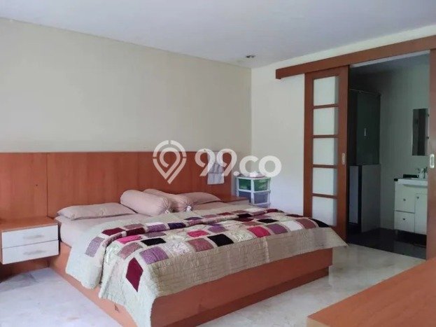 Jual Rumah Luas Elegan Dengan View Cantik di Lebak Bulus, Jakarta Selatan Jual Rumah Luas Elegan Dengan View Cantik di Lebak Bulus, Jakarta Selatan