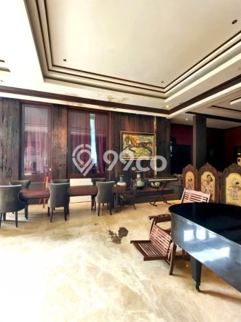 Siap Huni Rumah Mewah 7 Kamar di Cilandak Dekat ke Mana Saja Siap Huni Rumah Mewah 7 Kamar di Cilandak Dekat ke Mana Saja