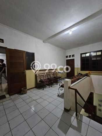 Dijual Rumah Premium dengan Fasilitas Sekitar Lengkap di Pesanggrahan, Jakarta Selatan Dijual Rumah Premium dengan Fasilitas Sekitar Lengkap di Pesanggrahan, Jakarta Selatan