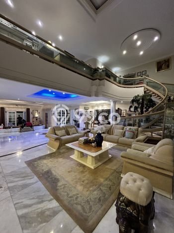 Hunian Mewah LB 650m2 Siap Huni Desain Elegan di Kuningan, Jakarta Selatan Hunian Mewah LB 650m2 Siap Huni Desain Elegan di Kuningan, Jakarta Selatan