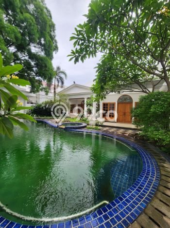 For Sale! Premium House LT 1375m2 Desain Elegan di Pondok Indah For Sale! Premium House LT 1375m2 Desain Elegan di Pondok Indah