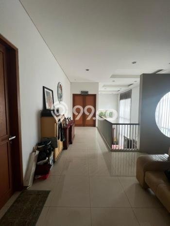 Rumah Elit Modern Siap Huni di Lebak Bulus Jakarta Selatan Rumah Elit Modern Siap Huni di Lebak Bulus Jakarta Selatan