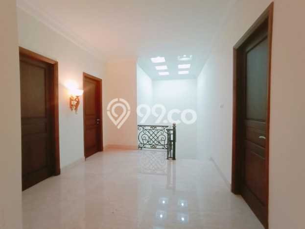 Dijual Rumah Mewah Elegan Dengan View Cantik di Lebak Bulus, Jakarta Selatan Dijual Rumah Mewah Elegan Dengan View Cantik di Lebak Bulus, Jakarta Selatan