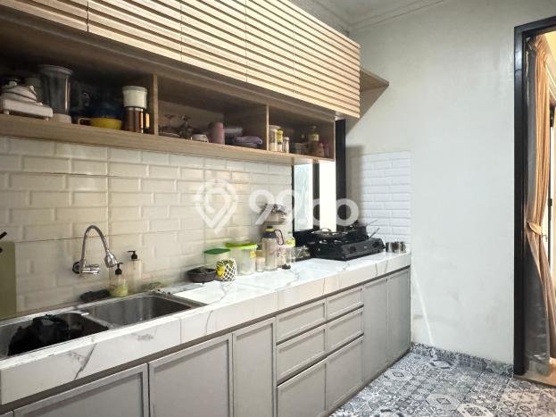 Siap Huni Hunian Elit 5 Kamar di Cinere Dekat ke Mana Saja Siap Huni Hunian Elit 5 Kamar di Cinere Dekat ke Mana Saja