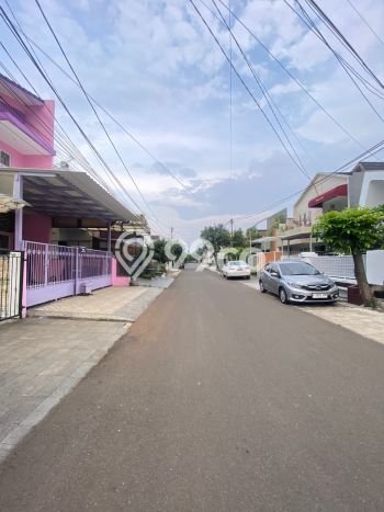 Dijual Rumah Luas Elegan Dengan View Eksklusif di Lebak Bulus, Jakarta Selatan Dijual Rumah Luas Elegan Dengan View Eksklusif di Lebak Bulus, Jakarta Selatan