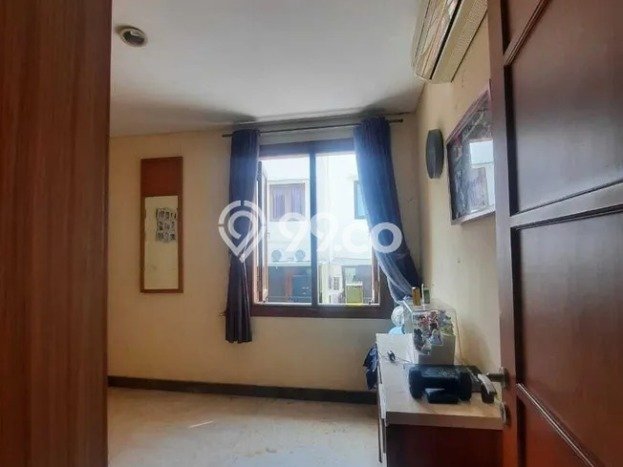 Jual Rumah Luas Elegan Dengan View Cantik di Lebak Bulus, Jakarta Selatan Jual Rumah Luas Elegan Dengan View Cantik di Lebak Bulus, Jakarta Selatan