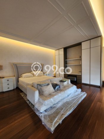 Rumah Luxury Modern Tanpa Renovasi di Mega Kuningan Jakarta Selatan Rumah Luxury Modern Tanpa Renovasi di Mega Kuningan Jakarta Selatan