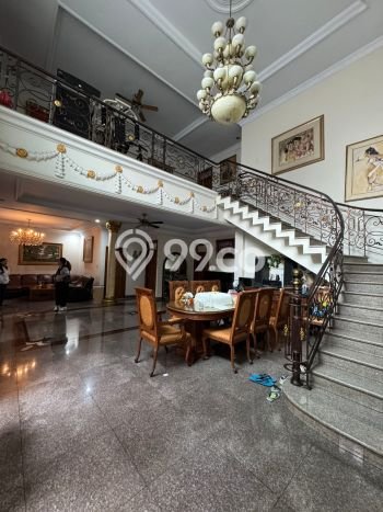 For Sale! Premium House LT 411m2 Desain Elegan di Cipete For Sale! Premium House LT 411m2 Desain Elegan di Cipete