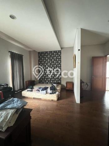 Rumah Elit Modern Siap Huni di Lebak Bulus Jakarta Selatan Rumah Elit Modern Siap Huni di Lebak Bulus Jakarta Selatan