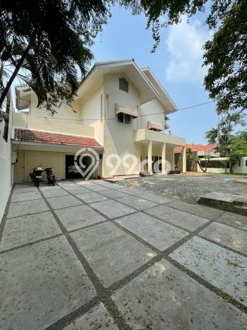 For Sale! Premium House LT 925m2 Desain Elegan di Menteng Dalam For Sale! Premium House LT 925m2 Desain Elegan di Menteng Dalam