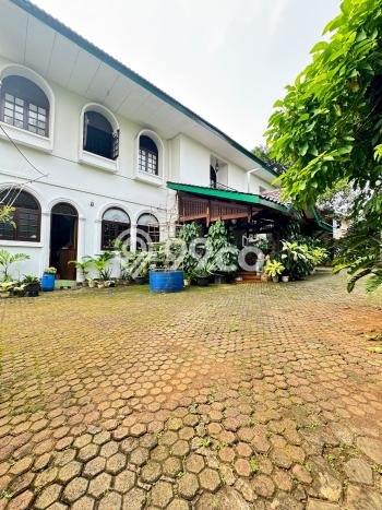 Rumah Luxury Modern Tanpa Renovasi di Kampung Rambutan Jakarta Timur Rumah Luxury Modern Tanpa Renovasi di Kampung Rambutan Jakarta Timur