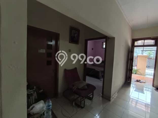 For Sale Rumah 6 Kamar Lokasi Strategis Nyaman dan Strategis di Duren Sawit For Sale Rumah 6 Kamar Lokasi Strategis Nyaman dan Strategis di Duren Sawit