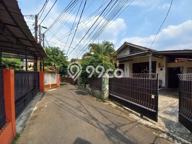 Dijual Cepat Rumah Favorit Siap Huni LB 127m2 di Pasar Rebo, Jakarta Timur Dijual Cepat Rumah Favorit Siap Huni LB 127m2 di Pasar Rebo, Jakarta Timur