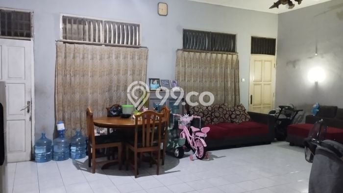 Siap Huni Rumah Mewah 4 Kamar di Ciracas Dekat ke Mana Pun Siap Huni Rumah Mewah 4 Kamar di Ciracas Dekat ke Mana Pun