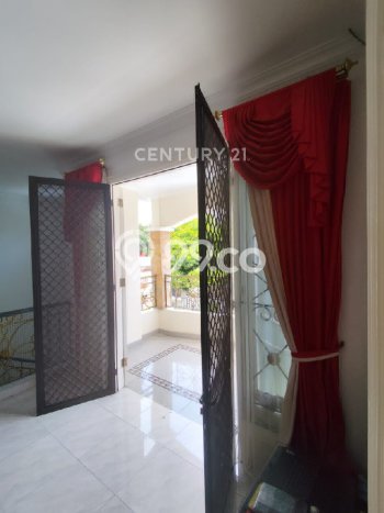 Rumah Luxury Modern Tanpa Renovasi di Sunter Jakarta Utara Rumah Luxury Modern Tanpa Renovasi di Sunter Jakarta Utara