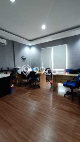 Ruko Bagus Dijual di Green Lake City Jakarta Barat Strategis Cocok untuk Kembangkan Bisnis Ruko Bagus Dijual di Green Lake City Jakarta Barat Strategis Cocok untuk Kembangkan Bisnis