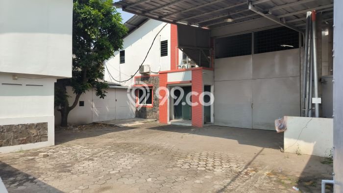 Gudang bagus disewakan di Cipondoh Tangerang dengan LB 800m2 harga sewa terbaik Gudang bagus disewakan di Cipondoh Tangerang dengan LB 800m2 harga sewa terbaik