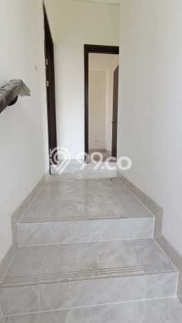 Rumah Strategis Modern Lb 101m2 di Sindang Jaya, Tangerang Rumah Strategis Modern Lb 101m2 di Sindang Jaya, Tangerang