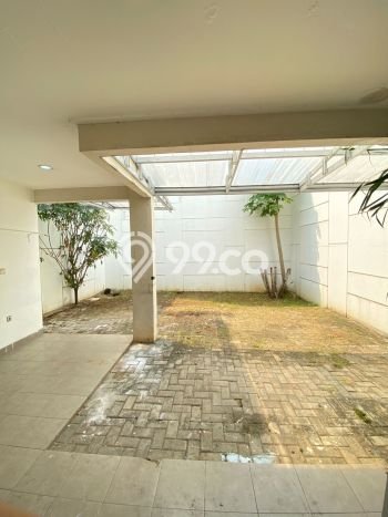 HUNIAN PILIHAN! Rumah kawasan Green Lake City, 3 KM, Area Asri, Luas 160m2m² Bangunan 200m2m² HUNIAN PILIHAN! Rumah kawasan Green Lake City, 3 KM, Area Asri, Luas 160m2m² Bangunan 200m2m²
