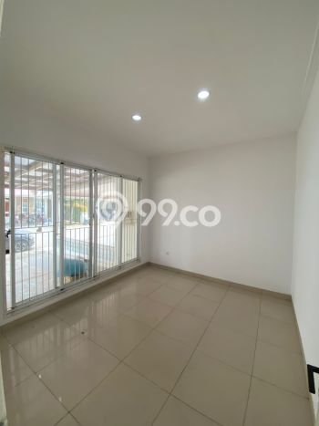 HUNIAN PILIHAN! Rumah kawasan Green Lake City, 3 KM, Area Asri, Luas 160m2m² Bangunan 200m2m² HUNIAN PILIHAN! Rumah kawasan Green Lake City, 3 KM, Area Asri, Luas 160m2m² Bangunan 200m2m²
