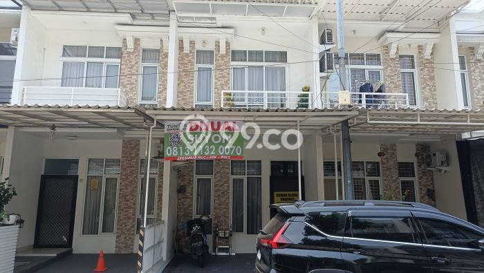 Dijual Rumah Eksklusif 3 KT di Taman Palem, Jakarta Barat Dijual Rumah Eksklusif 3 KT di Taman Palem, Jakarta Barat