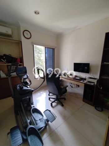 Disewakan! Rumah 4 Kamar Tidur &
3 Kamar Mandi di Pantai Indah Kapuk, Jakarta Utara Disewakan! Rumah 4 Kamar Tidur &
3 Kamar Mandi di Pantai Indah Kapuk, Jakarta Utara