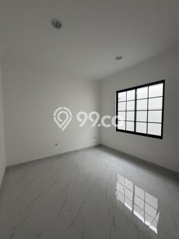 Disewakan! Rumah 3 Kamar Tidur &
3 Kamar Mandi di Pantai Indah Kapuk 2, Jakarta Utara Disewakan! Rumah 3 Kamar Tidur &
3 Kamar Mandi di Pantai Indah Kapuk 2, Jakarta Utara