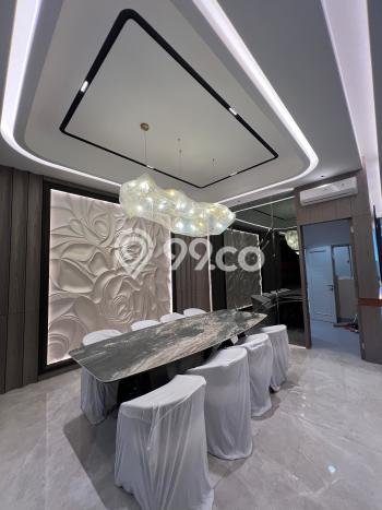 Hunian Ideal dengan LT 192m2 & LB 384m2 Disewakan di Pantai Indah Kapuk Hunian Ideal dengan LT 192m2 & LB 384m2 Disewakan di Pantai Indah Kapuk
