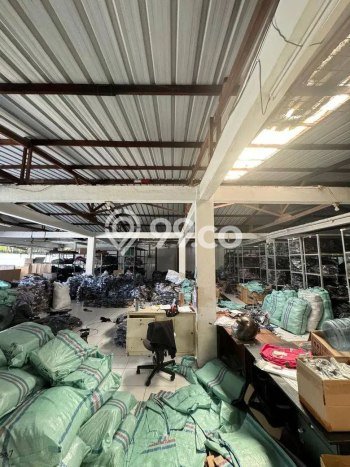 Area Ramai! Gudang Dijual di Dayeuhkolot untuk Bisnis Luas Bangunan 800m2 Area Ramai! Gudang Dijual di Dayeuhkolot untuk Bisnis Luas Bangunan 800m2