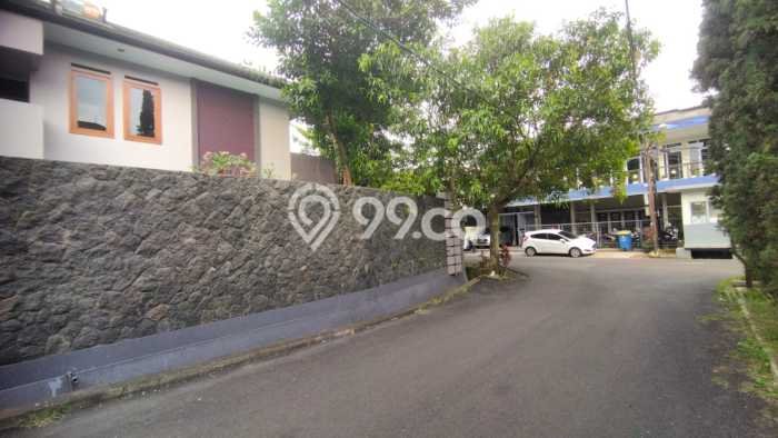 Rumah Elit Modern Tanpa Renovasi di Sukaluyu Bandung Rumah Elit Modern Tanpa Renovasi di Sukaluyu Bandung