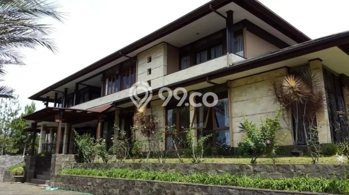 Rumah Luxury Modern Siap Huni di Setiabudi Bandung Rumah Luxury Modern Siap Huni di Setiabudi Bandung