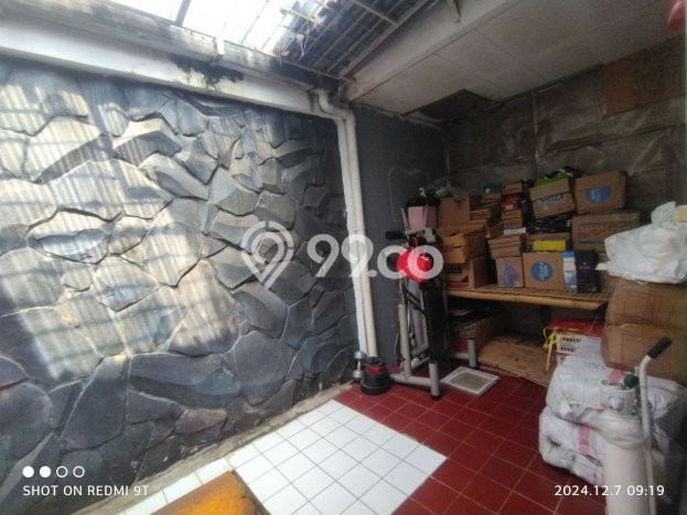 Rumah Modern 3 KT LT 181m2 di Burangrang Rumah Modern 3 KT LT 181m2 di Burangrang