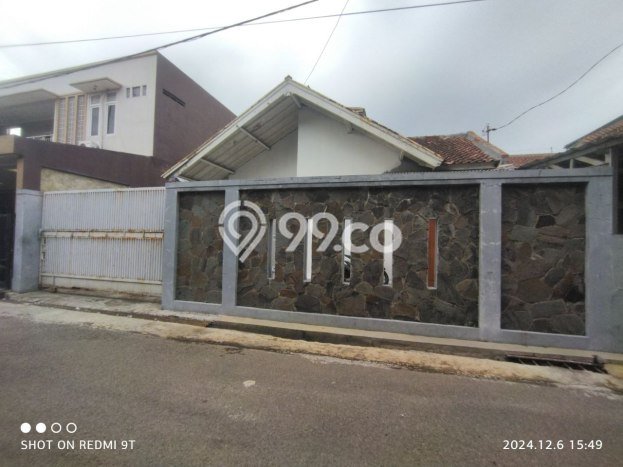 Rumah Modern 3 KT LT 181m2 di Burangrang Rumah Modern 3 KT LT 181m2 di Burangrang