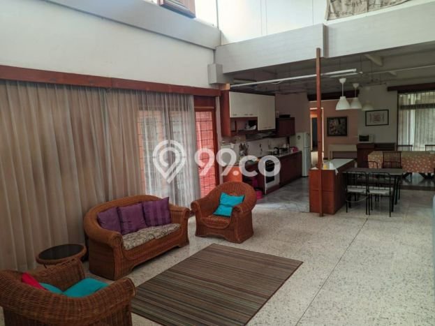 Dijual Rumah Luas Elegan Dengan View Eksklusif di Setra Sari, Bandung Dijual Rumah Luas Elegan Dengan View Eksklusif di Setra Sari, Bandung