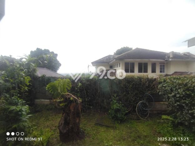 Rumah Luas Asri 5 KT Siap Pakai di Cigadung Bandung Rumah Luas Asri 5 KT Siap Pakai di Cigadung Bandung