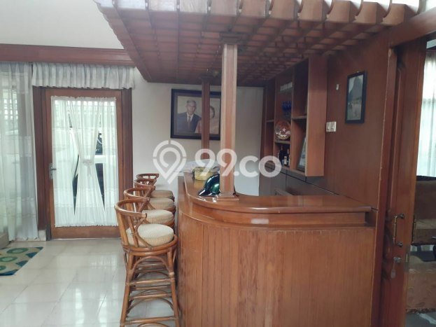 Rumah Mewah LB 385m2 Siap Pakai Desain Elegan di Hegarmanah, Bandung Rumah Mewah LB 385m2 Siap Pakai Desain Elegan di Hegarmanah, Bandung