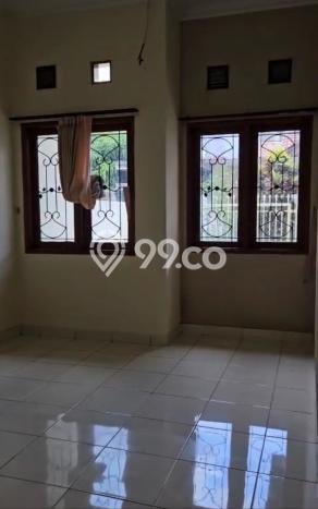 For Sale Hunian Rumah Terawat 2 KT di Taman Kopo Indah, Bandung For Sale Hunian Rumah Terawat 2 KT di Taman Kopo Indah, Bandung