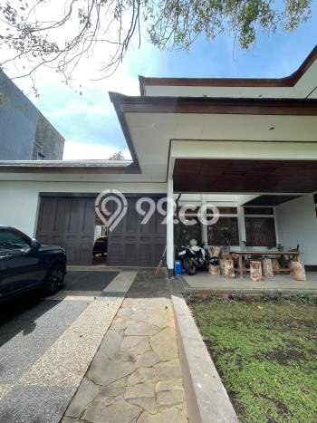Jual Rumah Mewah Megah Dengan View Eksklusif di Setiabudi, Bandung Jual Rumah Mewah Megah Dengan View Eksklusif di Setiabudi, Bandung