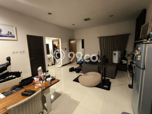Rumah Luas Asri 2 KT Siap Pakai di Taman Kopo Indah Bandung Rumah Luas Asri 2 KT Siap Pakai di Taman Kopo Indah Bandung