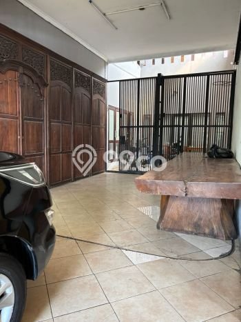 Ready to Use! Luxury House LT 525m2 Desain Modern di Mekar Wangi Ready to Use! Luxury House LT 525m2 Desain Modern di Mekar Wangi
