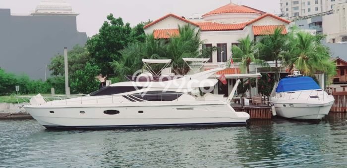 Ready to Use! Luxury House LT 650m2 Desain Elegan di Pluit Ready to Use! Luxury House LT 650m2 Desain Elegan di Pluit