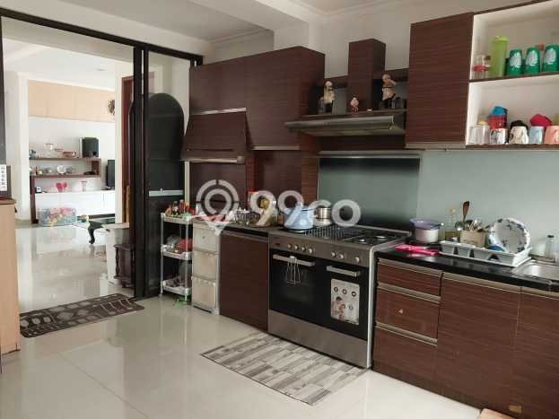Hunian Mewah Dijual LT 279m2 di Cinere, Depok Hunian Mewah Dijual LT 279m2 di Cinere, Depok