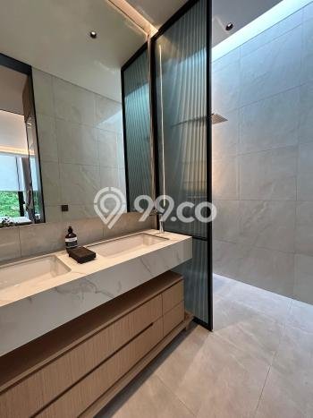 Dijual Rumah Luas Elegan Dengan View Cantik di Lippo Karawaci, Tangerang Dijual Rumah Luas Elegan Dengan View Cantik di Lippo Karawaci, Tangerang