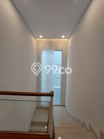 For Sale! Luxury House LT 180m2 Desain Modern di Gading Serpong For Sale! Luxury House LT 180m2 Desain Modern di Gading Serpong