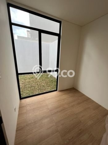 Rumah Luas Asri 3 KT Siap Pakai di Lippo Karawaci Tangerang Rumah Luas Asri 3 KT Siap Pakai di Lippo Karawaci Tangerang
