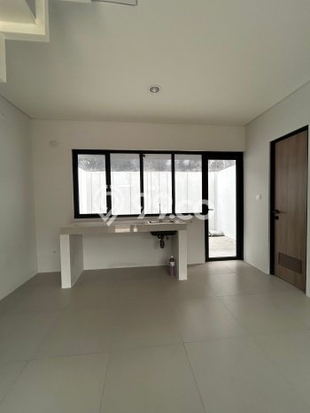 Sewa cepat rumah minimalis lokasi strategis 3 Kamar di Legok, Tangerang Sewa cepat rumah minimalis lokasi strategis 3 Kamar di Legok, Tangerang