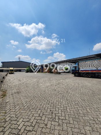 Unit Gudang Dijual di Cakung Jakarta Timur Luas Tanah 13798m2, Luas Bangunan 7623m2 Unit Gudang Dijual di Cakung Jakarta Timur Luas Tanah 13798m2, Luas Bangunan 7623m2