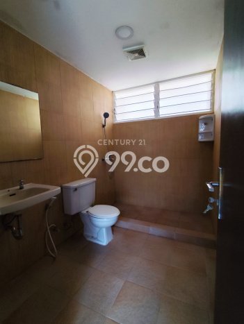 Rumah Mewah LB 196m2 Siap Pakai Desain Elegan di Pulomas, Jakarta Timur Rumah Mewah LB 196m2 Siap Pakai Desain Elegan di Pulomas, Jakarta Timur